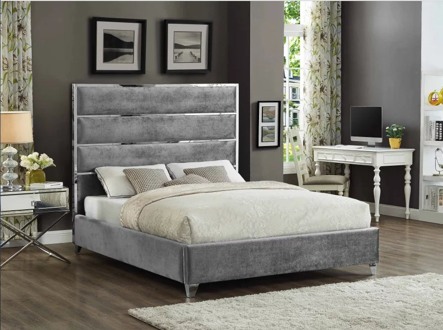 5880 Grey Velvet Bed