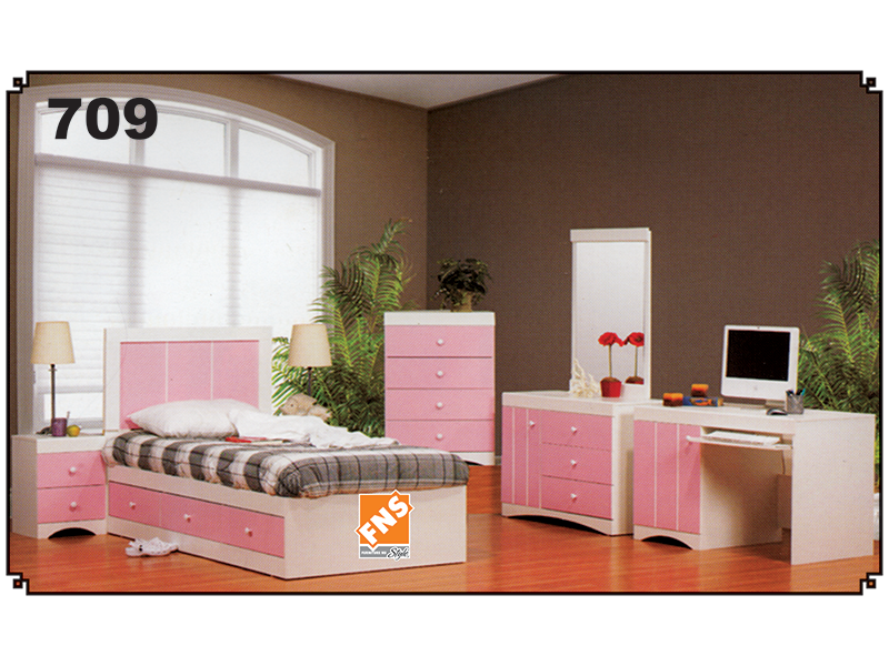 709 - Kid's Bedroom Set