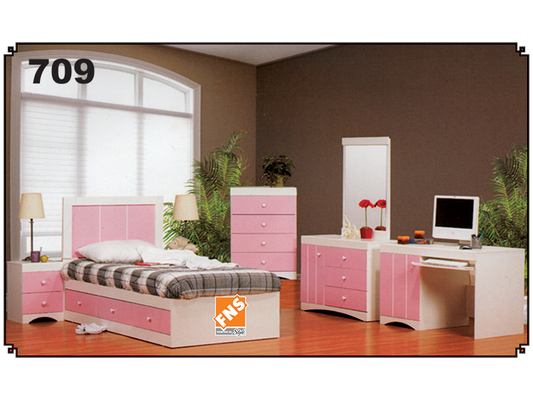 709 - Kid's Bedroom Set